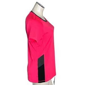 UNDER ARMOUR Fitted HeatGear Coral Pink Short Sleeve Shirt Women's Size M